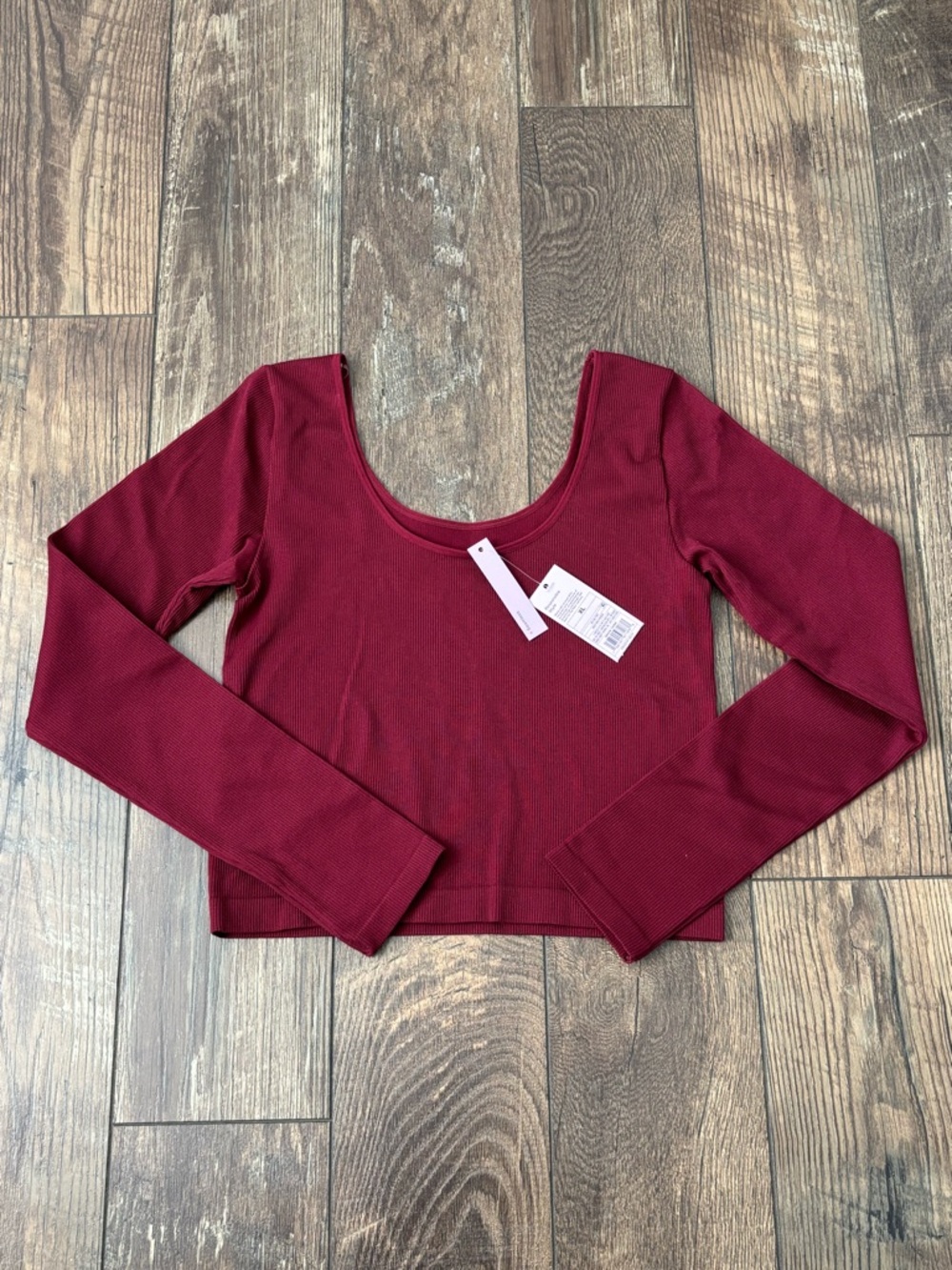 Wild Fable Women’s Long Sleeve Scoop Crop Top,Burgundy, Size XL